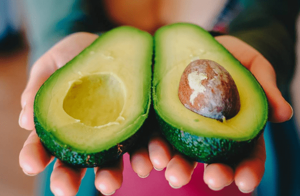 Las semillas de palta aportan vitaminas, proteínas y minerales al organismo, además de reforzar el sistema inmunológico.