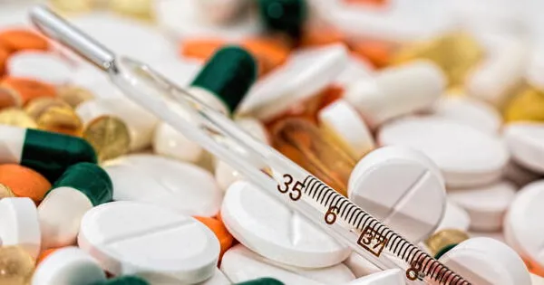 COVID-19: Medicamentos que en casos leves pueden llevarte al hospital