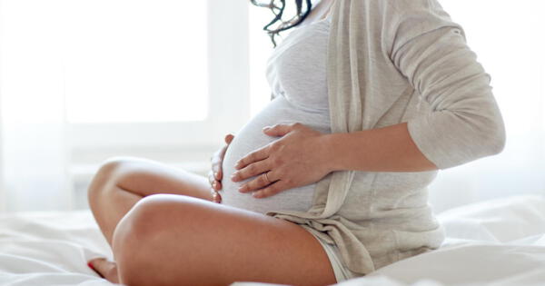 Advierten que la enfermedad aumenta el riesgo en las mujeres embarazadas y sus bebés
