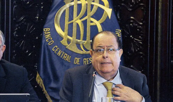 Continuidad de Julio Velarde al mando del Banco Central de Reserva fue oficializada