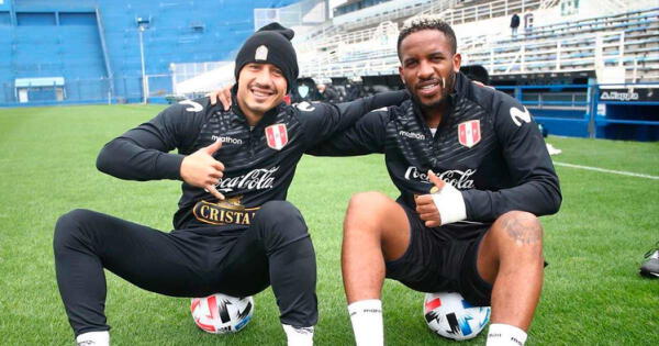 Gianluca Lapadula elogia en Instagram a Jefferson Farfán.