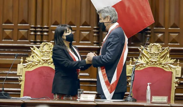 Mirtha Vásquez ejerció como presidenta del Congreso durante el mandato de Sagasti. Foto: Sepres