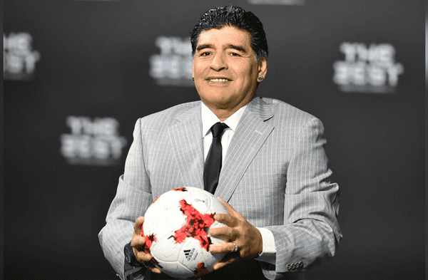 Diego Armando Maradona: El primer auto de Pelussa será subastado luego de su muerte