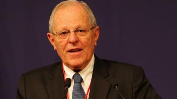 El expresidente del Perú Pedro Pablo Kuczynski dando declaraciones.