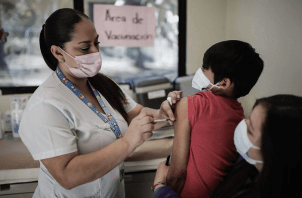 Los niños serán vacunados con las dosis Pfizer.