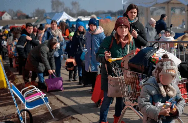 A estos refugiados se suman los más de 6,5 millones de desplazados internos en la propia Ucrania. Foto: AFP
