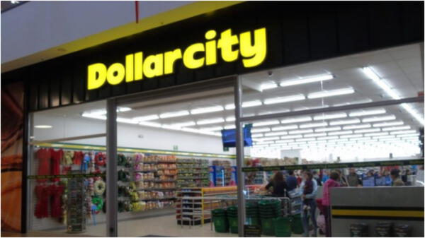 Local de Dollarcity en Perú.