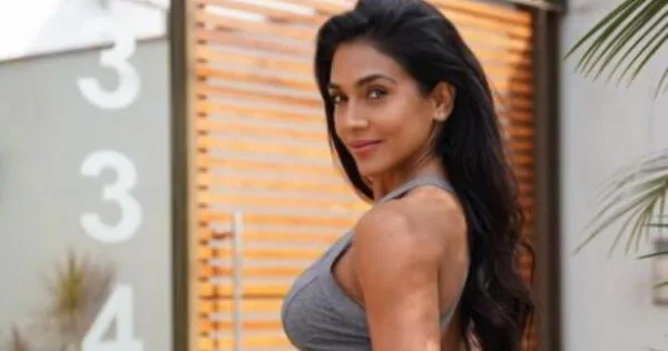 Vania Bludau y sus mejores 5 bikinis de moda wapa.pe