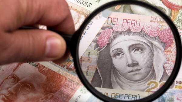 Dinero peruano