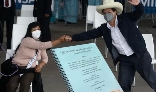 Pedro Castillo y su esposa Lilia Paredes trabajaron en conjunto su tesis de maestría. Foto: Presidencia / Panorama