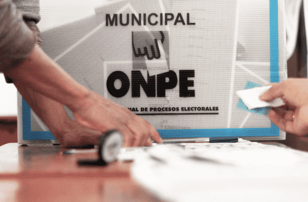 Elecciones municipales y regionales 2022