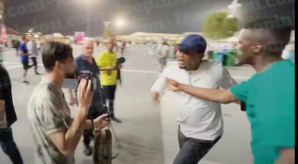 Samuel Eto'o agredió físicamente a youtuber argelino en las calles de Qatar