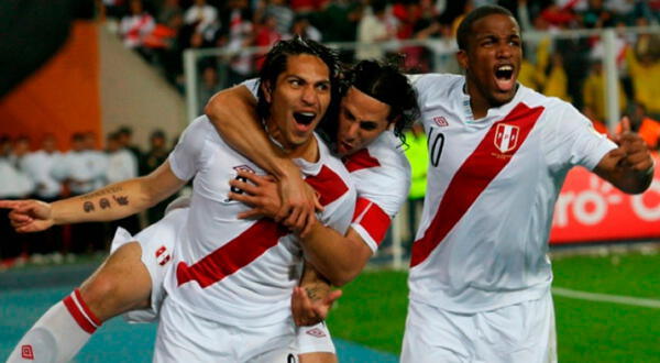 Paolo Guerrero, Jefferson Farfán y Claudio Pizarro son los tres delanteros de Perú con más exito en el extranjero