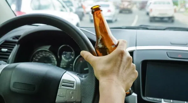 ¿Cuánto es el grado de alcohol permitido por ley para manejar en el Perú?