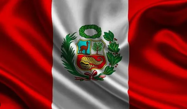 Bandera del Perú