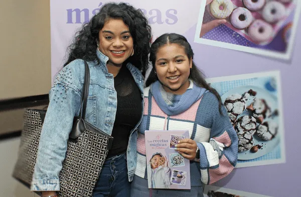 Valentina Montoya, de 13 años, lanza libro de recetas para niños