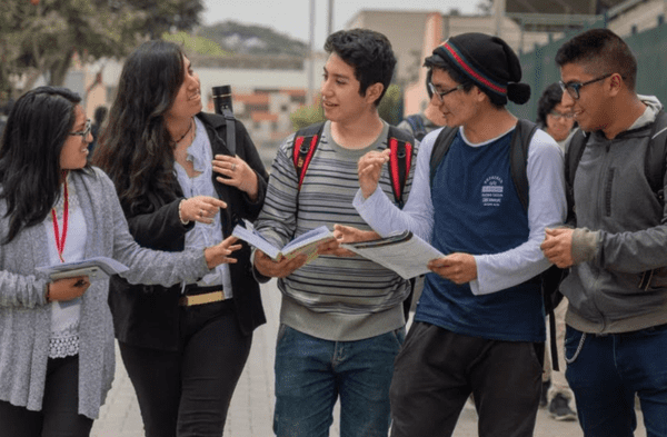 Descubre cuánto cuesta estudiar la carrera de Ingeniería de Sistemas y cuál es el sueldo aproximado. wapa.pe