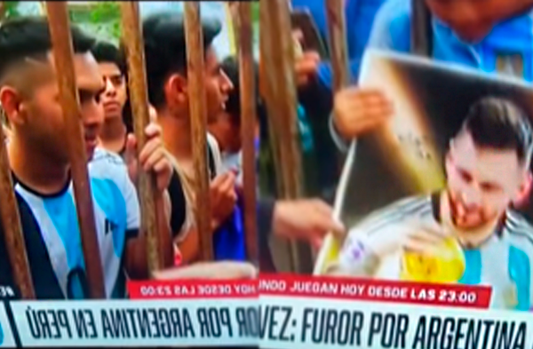¿La traición? Hinchas peruanos prefieren que gane Argentina en el partido de HOY: "Messi es mi ídolo"