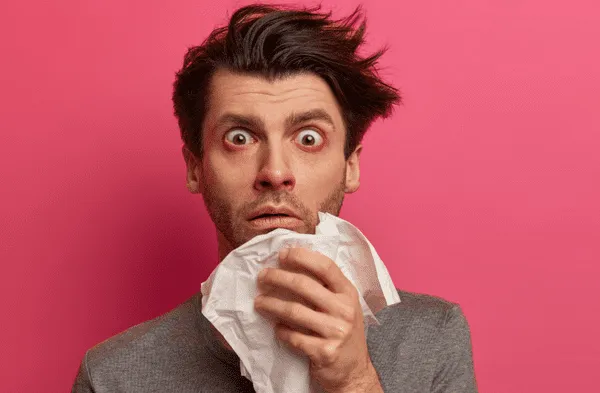 Existen muchas razones por las que nunca deberías evitar un estornudo