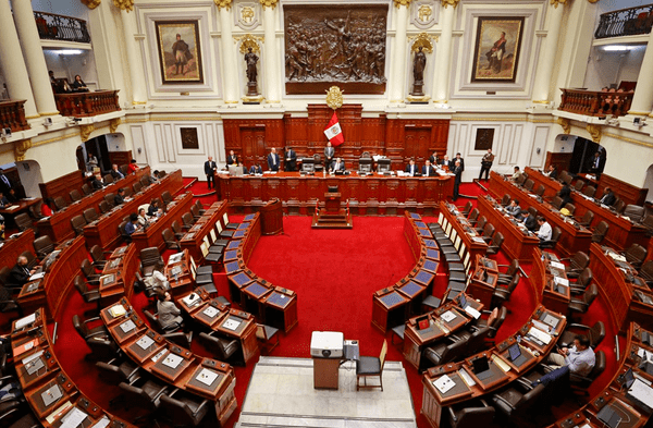 Pleno del Congreso aprueba retorno a la bicameralidad con 91 votos a favor