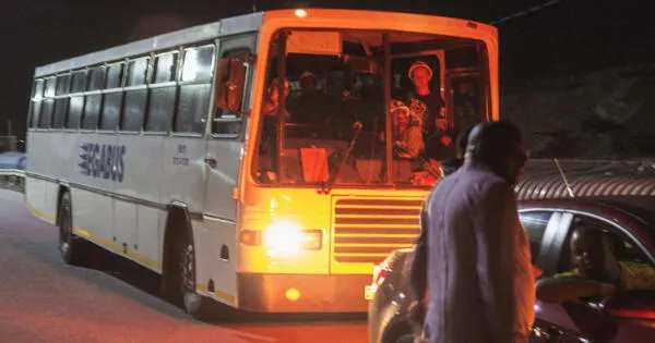 Pesadilla en Semana Santa: 45 feligreses pierden la vida en accidente de bus