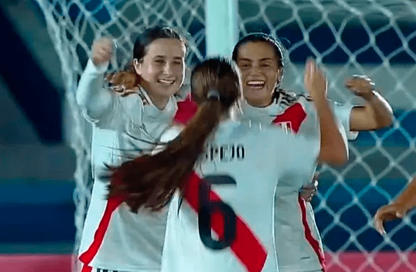 ¡Arriba Perú! Bicolor derrotó 2-0 a Ecuador por el Sudamericano Femenino Sub 20