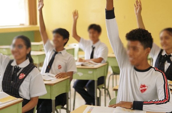 Estudiantes de 5TO de SECUNDARIA saldrán con CERTIFICADO TÉCNICO gracias al MINEDU wapa.pe