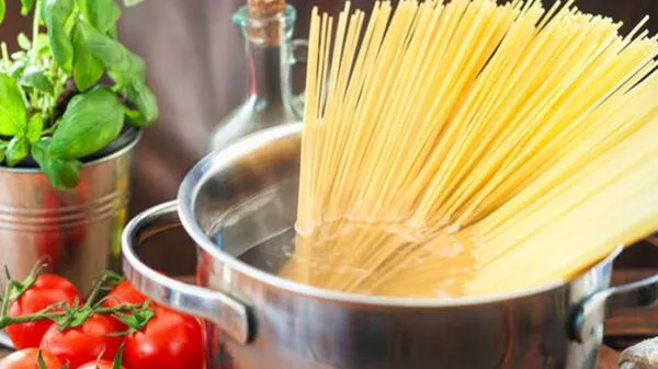 Los italianos no engordan al comer pasta porque la saben cocinar mejor, según experto wapa.pe