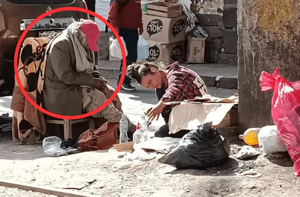 Fallece anciano que vivía bajo un puente junto a turista británica en Cusco y fue desalojado wapa.pe