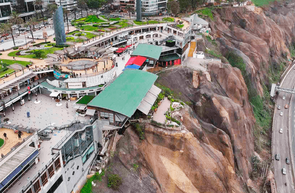 ¿Por qué clausuraron Larcomar? Esto es lo que se sabe del cierre temporal del icónico centro comercial de Miraflores wapa.pe