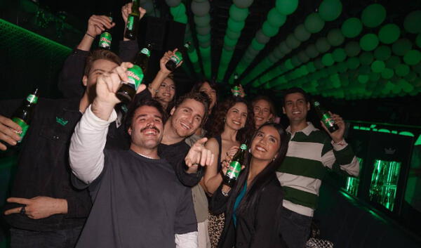 Ubicado en Barranco, PHOM ofrece música en vivo, DJs, y una propuesta multisensorial hasta el 18 de diciembre. Fuente: Difusión. wapa.pe