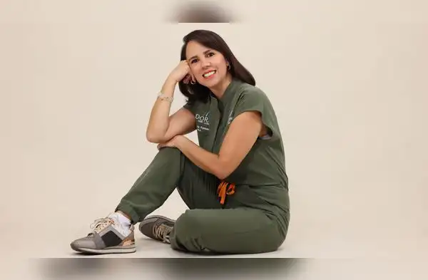 La terapeuta ocupacional Gladys Samanda Fonseca enfatiza la importancia de la nutrición en el tratamiento de la alopecia, vinculando la salud capilar con lo que se consume a diario. wapa.pe