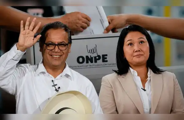 ¿Keiko Fujimori o Roberto Sánchez? wapa.pe
