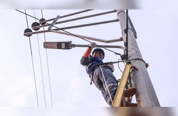 ¿TE QUEDARÁS SIN LUZ este 25 de octubre? Cortes durarán hasta 10 HORAS: revisa AQUÍ distritos y horarios wapa.pe