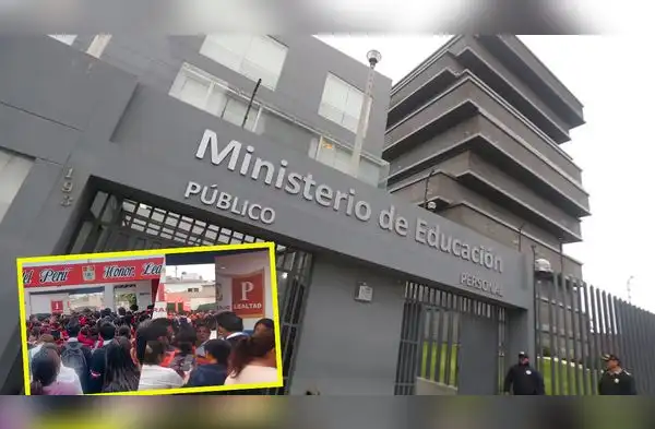 Cerca de 50 estudiantes del colegio Bandera del Perú, en Pisco, fueron enviados a sus casas por incumplir las normas sobre el uniforme escolar . wapa.pe