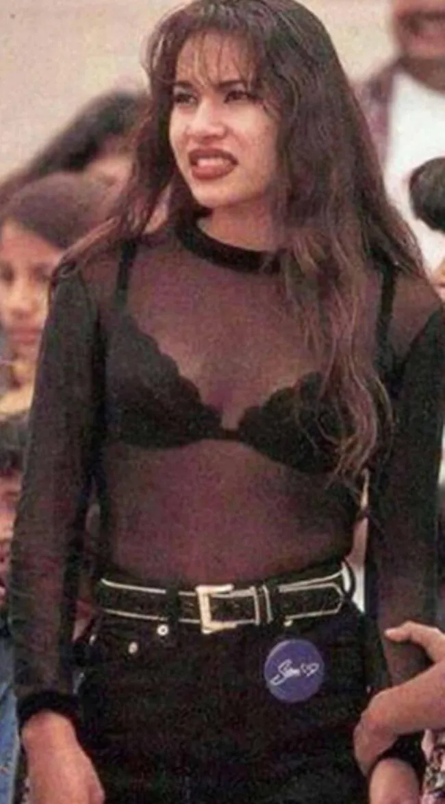  Leticia Miller es Selena Quintanilla   