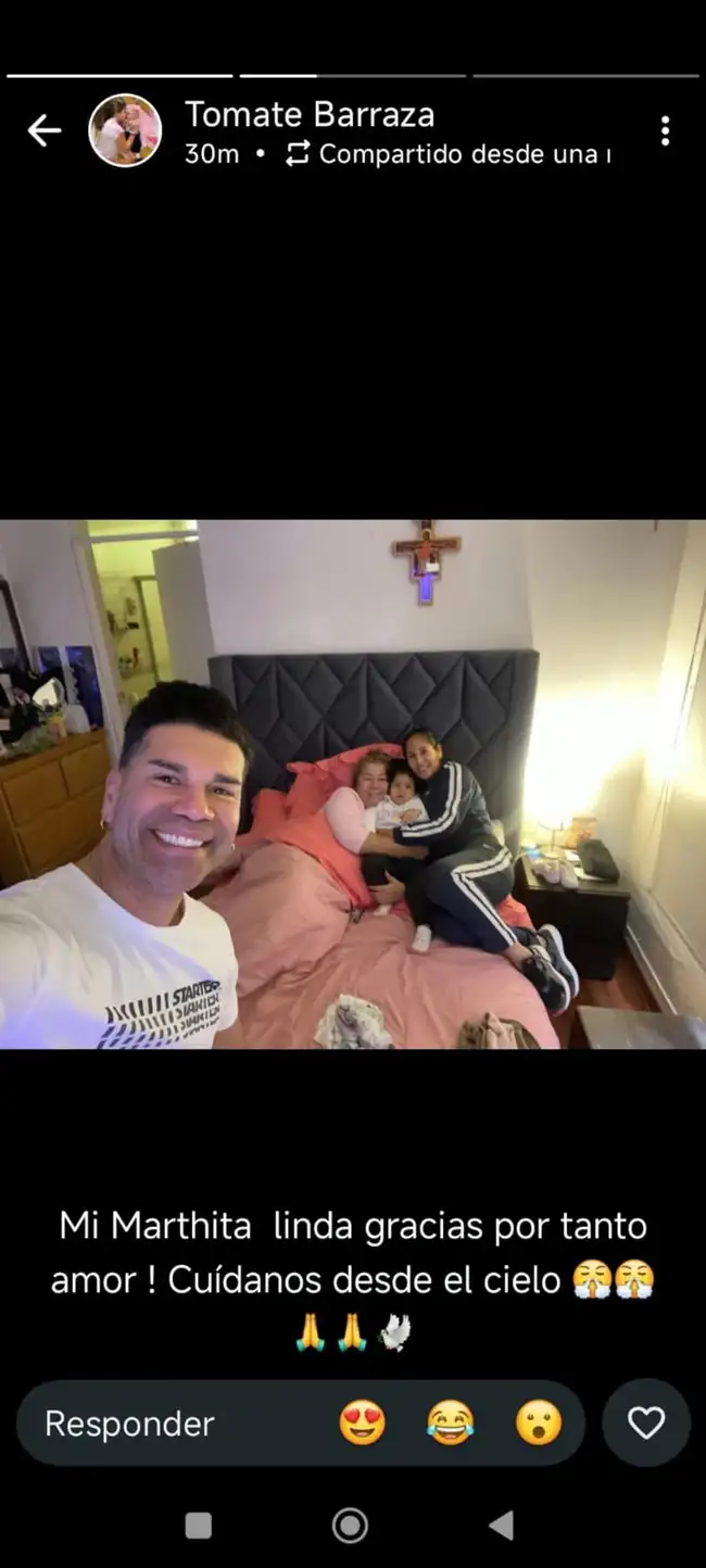 Carlos 'Tomate' Barraza se despide de su madre. Carlos 'Tomate' Barraza se despide de su madre.