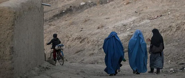  En Afganistán, donde gobiernan los talibanes, la crisis económica se mantiene. Foto: referencial/AFP    