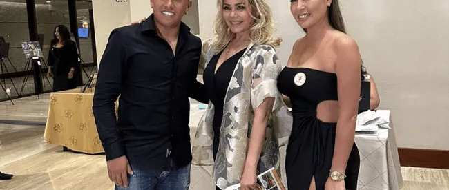 Esta es la gran diferencia de estatura entre Christian Cueva y su aún esposa Pamela López.   