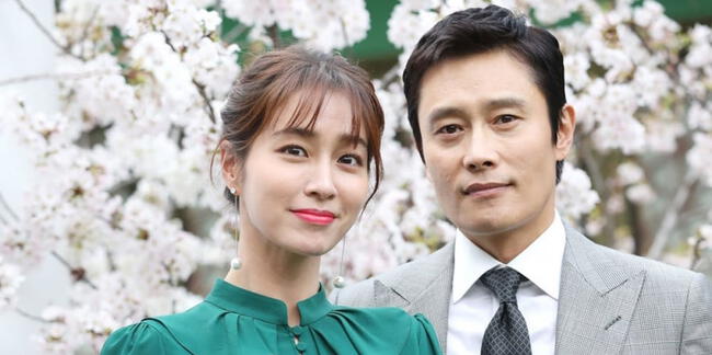 <strong>Lee Min Jung y Lee Byung Hun se casaron en 2013 y tiene dos hijos</strong>   