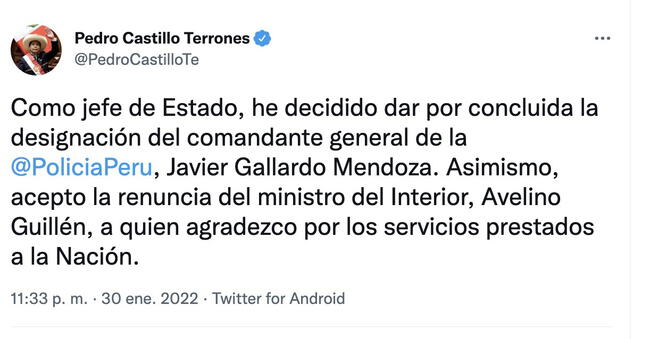 Pedro Castillo oficializó la renuncia de Avelino Guillén y la salida de Javier Bueno de la PNP.   