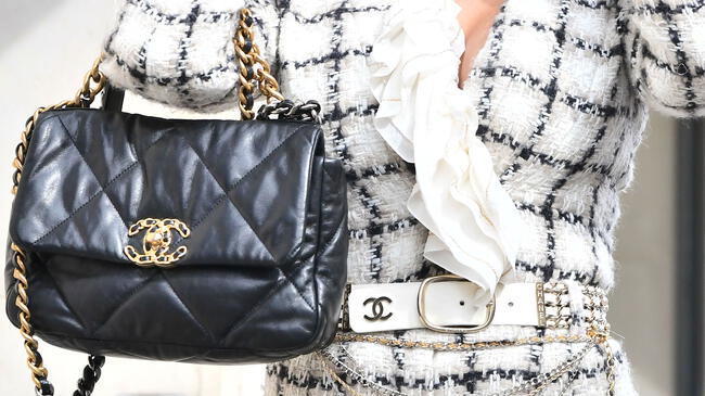 Los bolsos Chanel elevan la elegancia. | Difusión.  