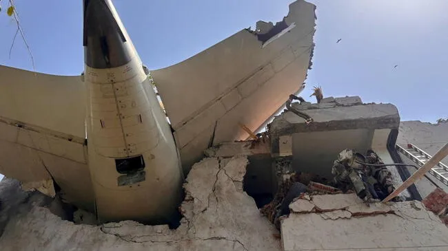 <strong>La caída del avión de Air India ha impactado al mundo. Solo hubo un sobreviviente</strong> <strong>La caída del avión de Air India ha impactado al mundo. Solo hubo un sobreviviente</strong>