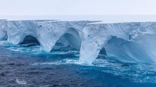  El iceberg más grande del mundo se fractura    