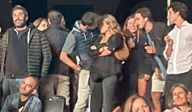  Gerard Piqué y Clara Chía Martí fueron captados dándose un beso. Foto: El gordo y la flaca/Instagram    