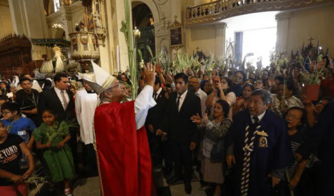 En el Domingo de Ramos se realiza la tradicional bendición de las palmas.    