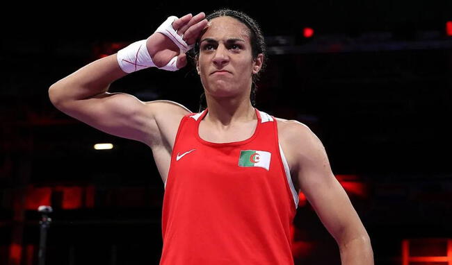 Imane Khelif se alzó con la medalla de oro para Argelia.   