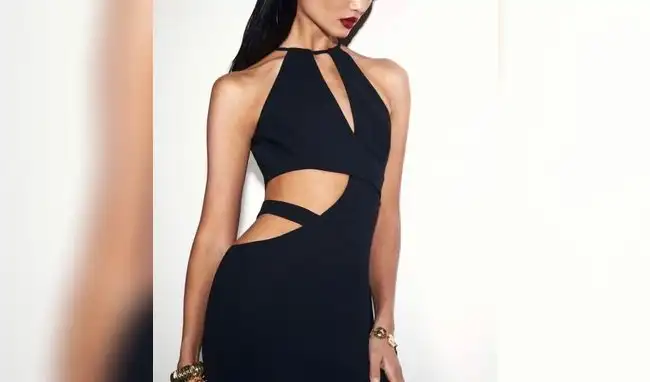 Vestido 'cut-out', una tendencia que fusiona sensualidad y elegancia.  