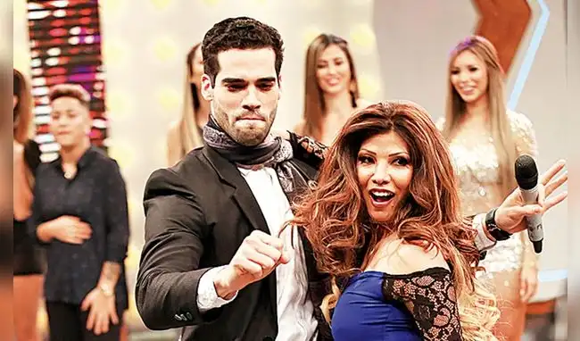 Jenny Kume y Guty Carrera  