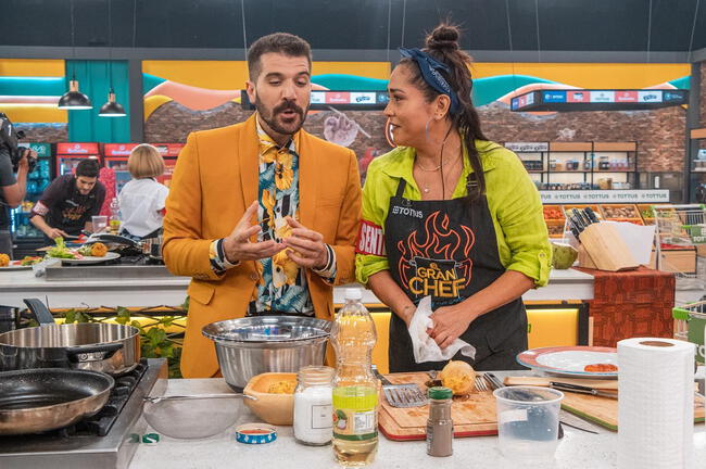  Katia Palma impactó en El Gran Chef Famosos por piropos a Giacomo Bocchio.    